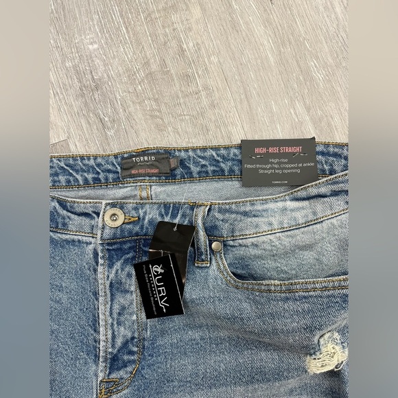 Torrid Light Wash Gold Sequin Jeans - New - Size 20 SHORT - Picture 4 of 4